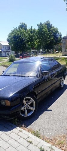 BMW 520 1995, 555,550 km - 2.0 l - Şəki