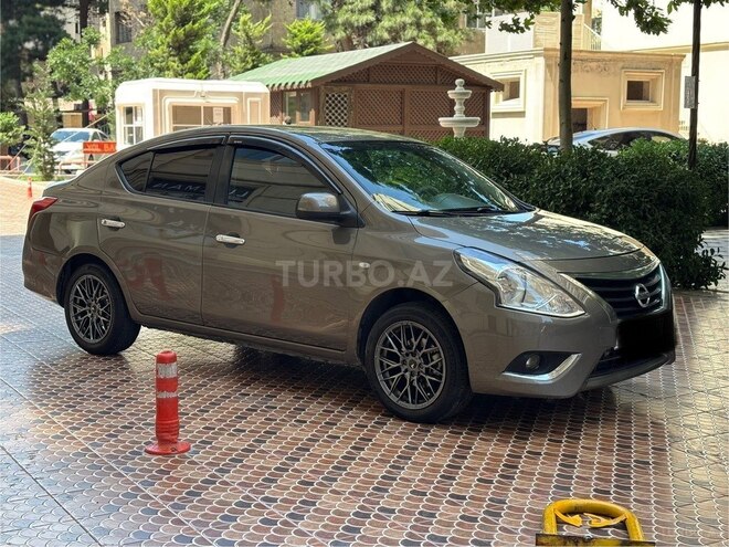 Nissan Sunny 2014, 172,000 km - 1.5 л - Bakı
