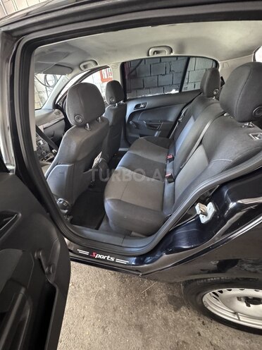 Opel Astra 2006, 325,000 km - 1.3 l - Şəki