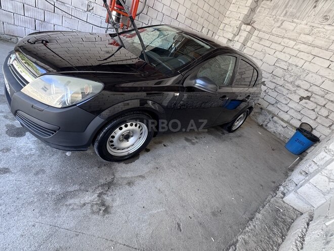 Opel Astra 2006, 325,000 km - 1.3 l - Şəki