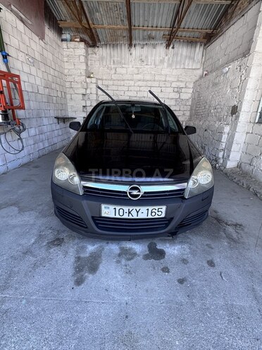 Opel Astra 2006, 325,000 km - 1.3 l - Şəki