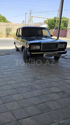 LADA (VAZ) 2107-2