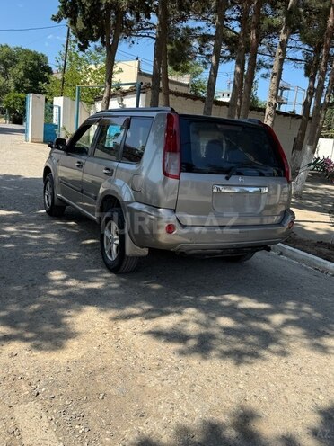 Nissan X-Trail 2004, 326,000 km - 2.0 l - Bakı