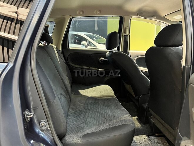 Nissan Note-8