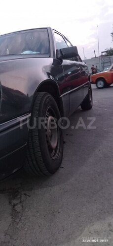 Mercedes E 200 1993, 357,890 km - 2.0 l - Sabirabad
