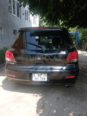 Mitsubishi Airtrek 2001, 256,283 km - 2.4 l - Astara