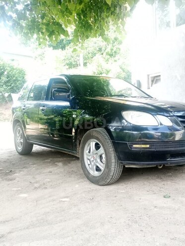 Mitsubishi Airtrek 2001, 256,283 km - 2.4 l - Astara
