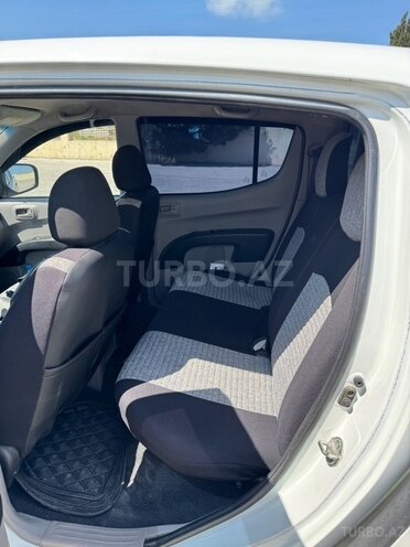 Mitsubishi L200 2013, 570,000 km - 2.5 l - Bakı