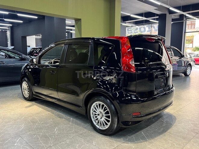 Nissan Note-8