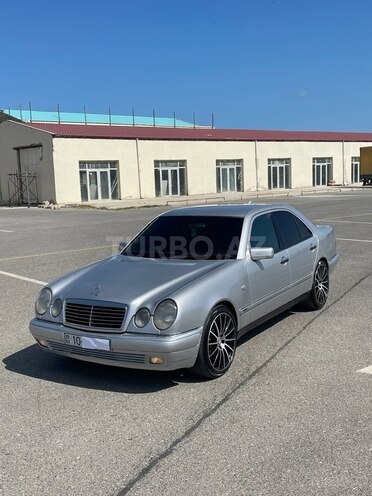 Mercedes E 240 1998, 495,000 km - 2.4 l - Bakı