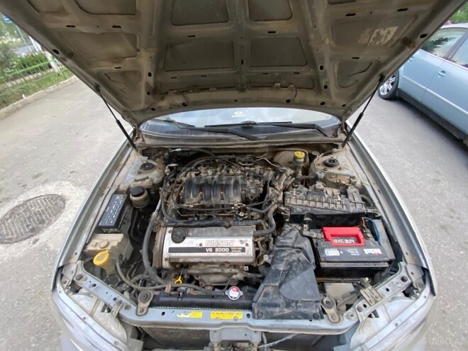 Nissan Maxima-7