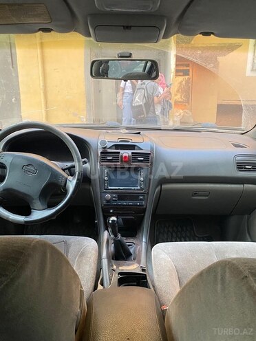 Nissan Maxima-3