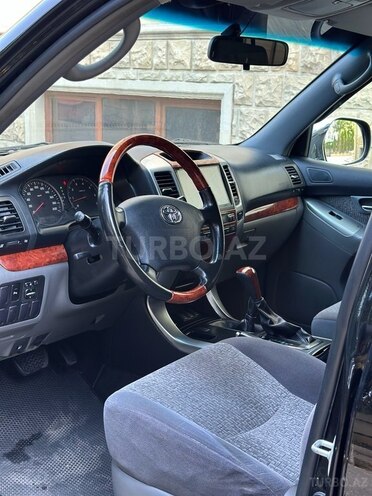 Toyota Land Cruiser Prado-3