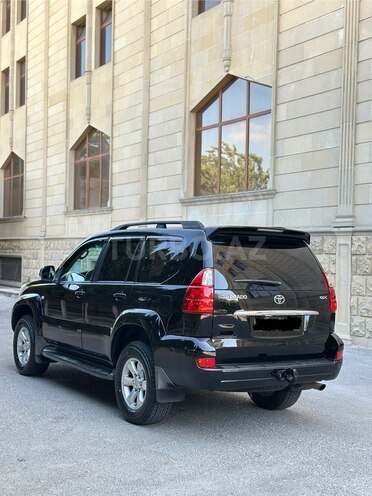 Toyota Land Cruiser Prado-9