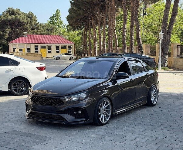 LADA (VAZ) Vesta-1