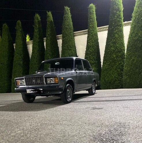 LADA (VAZ) 2107-1