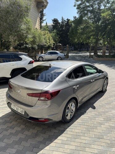 Hyundai Elantra 2019, 22,254 km - 2.0 l - Bakı