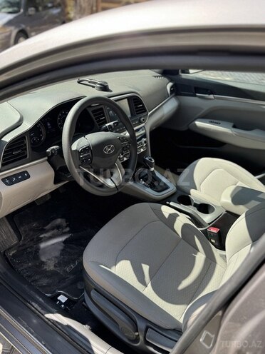 Hyundai Elantra 2019, 22,254 km - 2.0 l - Bakı