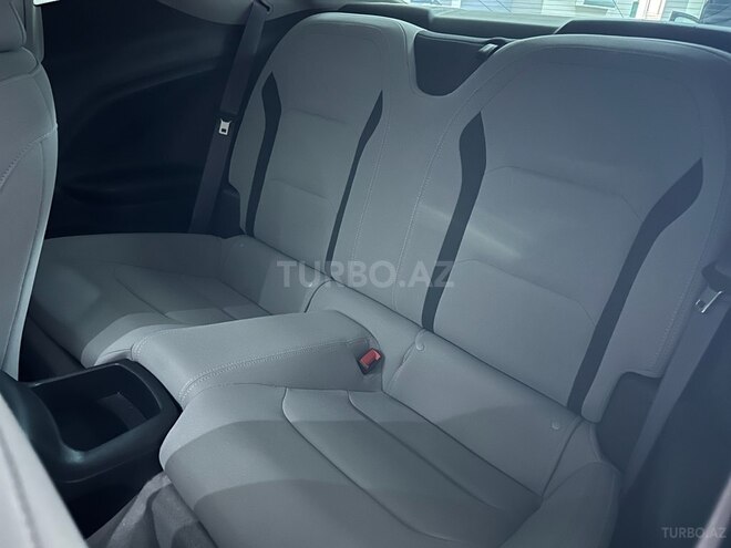 Chevrolet Camaro-15