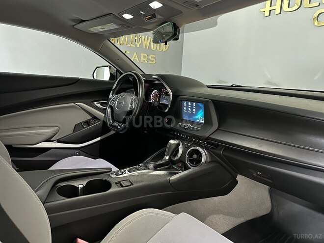 Chevrolet Camaro-13