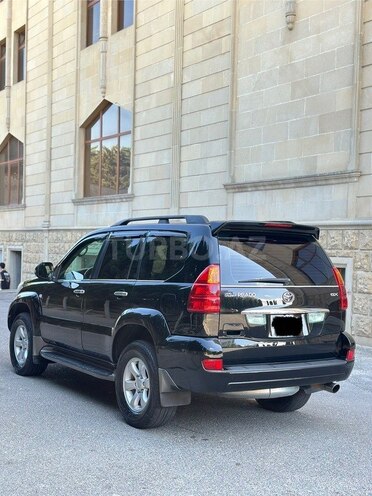Toyota Land Cruiser Prado-8