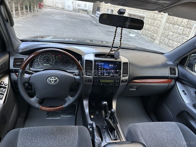 Toyota Land Cruiser Prado-3