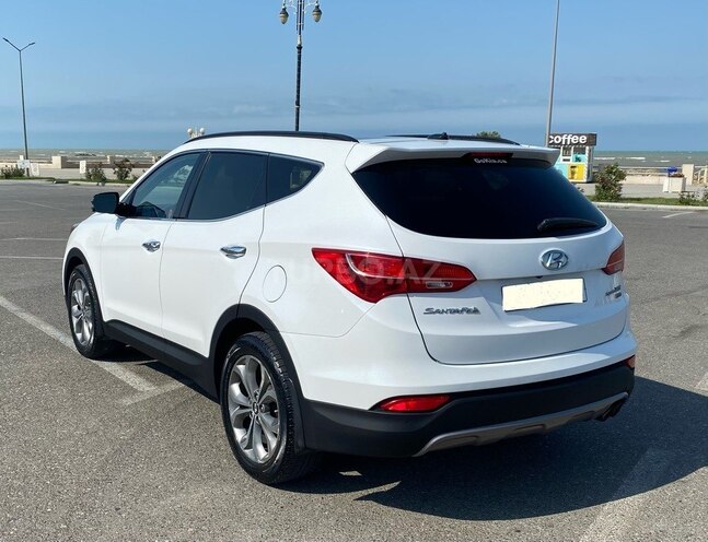 Hyundai Santa Fe-6