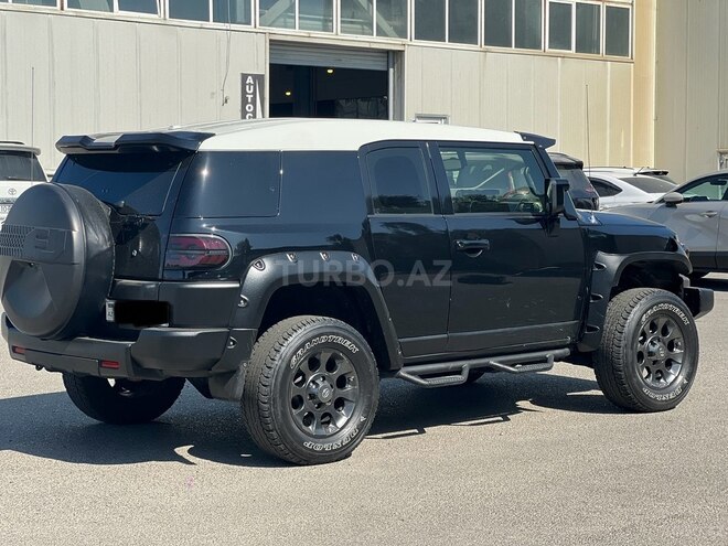 Toyota FJ Cruiser 2013, 137,039 km - 4.0 l - Bakı