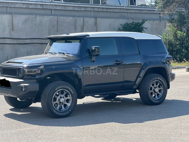 Toyota FJ Cruiser 2013, 137,039 km - 4.0 l - Bakı