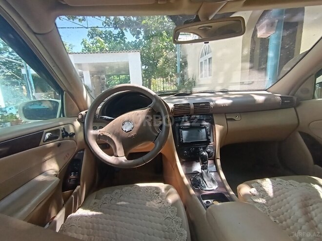 Mercedes C 240 2003, 385,422 km - 2.4 l - Xudat