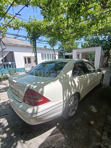 Mercedes C 240 2003, 385,422 km - 2.4 l - Xudat