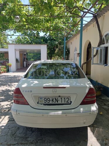 Mercedes C 240 2003, 385,422 km - 2.4 l - Xudat