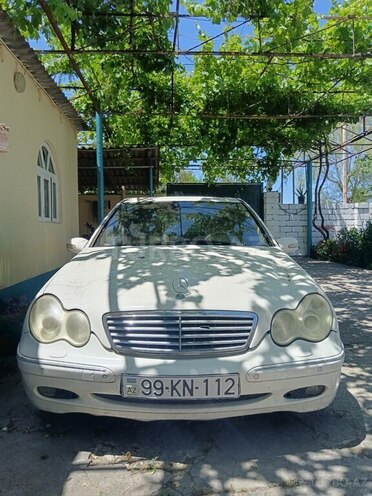 Mercedes C 240 2003, 385,422 km - 2.4 l - Xudat
