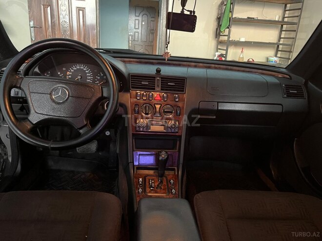 Mercedes C 240 1999, 273,230 km - 2.4 l - Sumqayıt