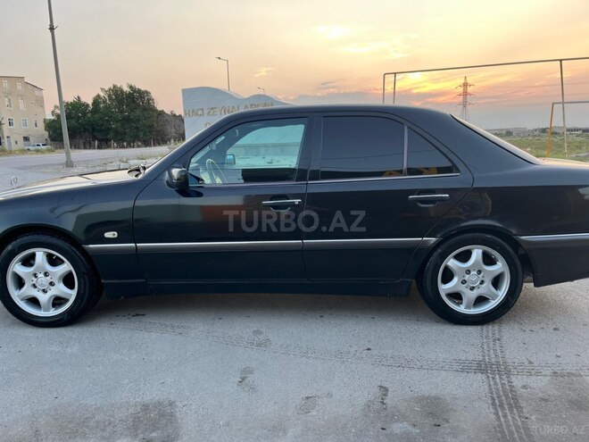 Mercedes C 240 1999, 273,230 km - 2.4 l - Sumqayıt