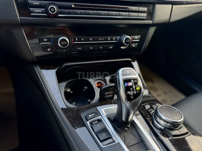 BMW 528 2016, 180,000 km - 2.0 l - Bakı