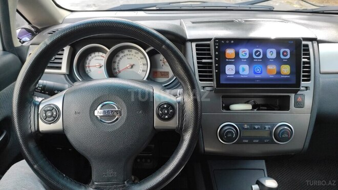 Nissan Tiida-9