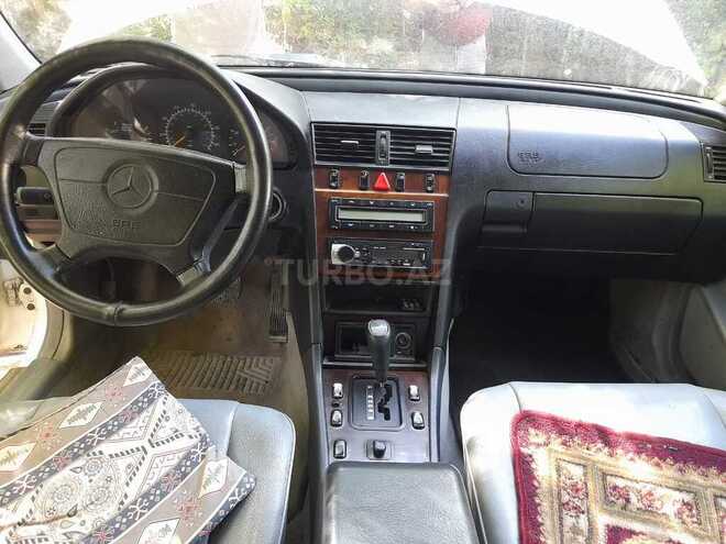 Mercedes C 220 1996, 310,000 km - 2.2 л - Mingəçevir