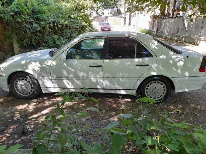 Mercedes C 220 1996, 310,000 km - 2.2 л - Mingəçevir