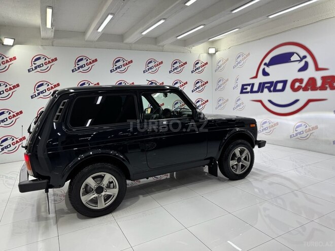 LADA (VAZ) Niva-23