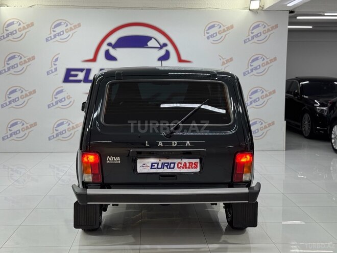 LADA (VAZ) Niva-25