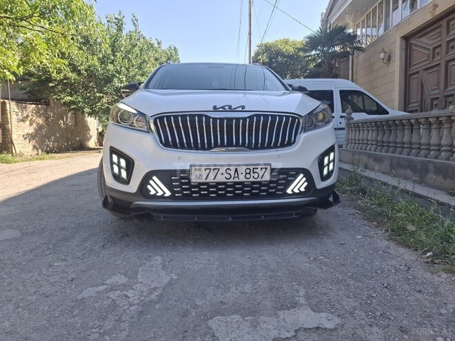 Kia Sorento-1