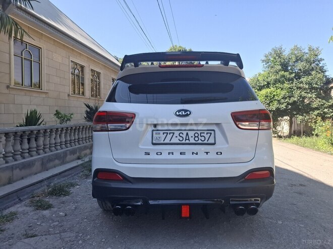 Kia Sorento-2