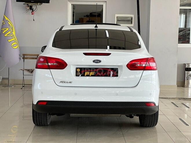 Ford Focus 2014, 125,000 km - 1.6 л - Bakı