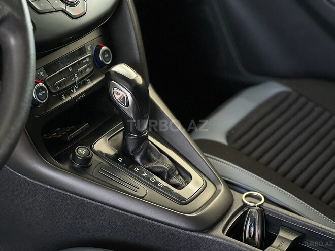 Ford Focus 2014, 125,000 km - 1.6 л - Bakı