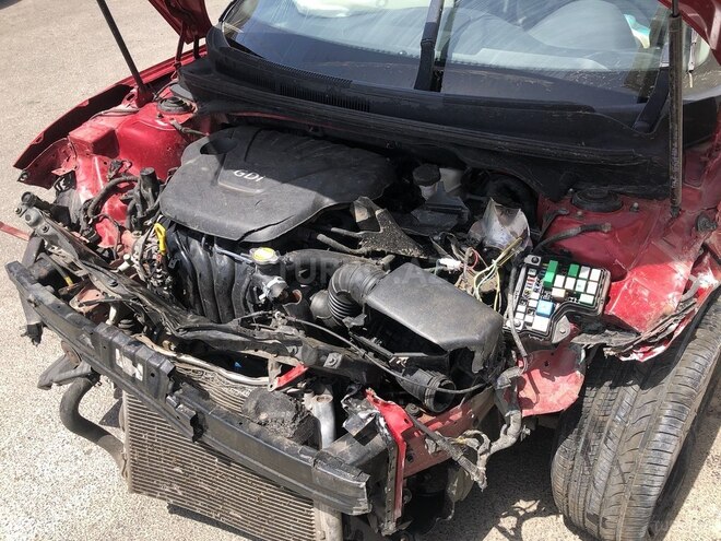 Hyundai Veloster 2013, 157,000 km - 1.6 л - Bakı