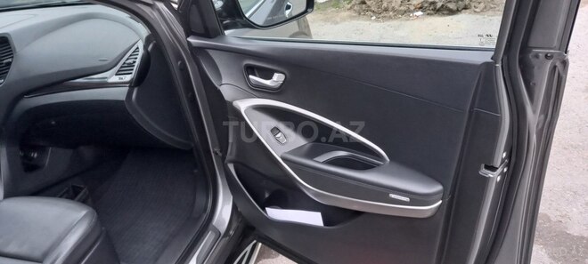 Hyundai Santa Fe-17