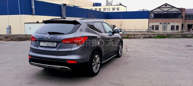 Hyundai Santa Fe-5