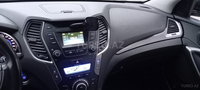Hyundai Santa Fe-11