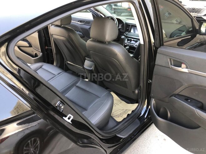Hyundai Elantra 2018, 104,000 km - 2.0 l - Bakı